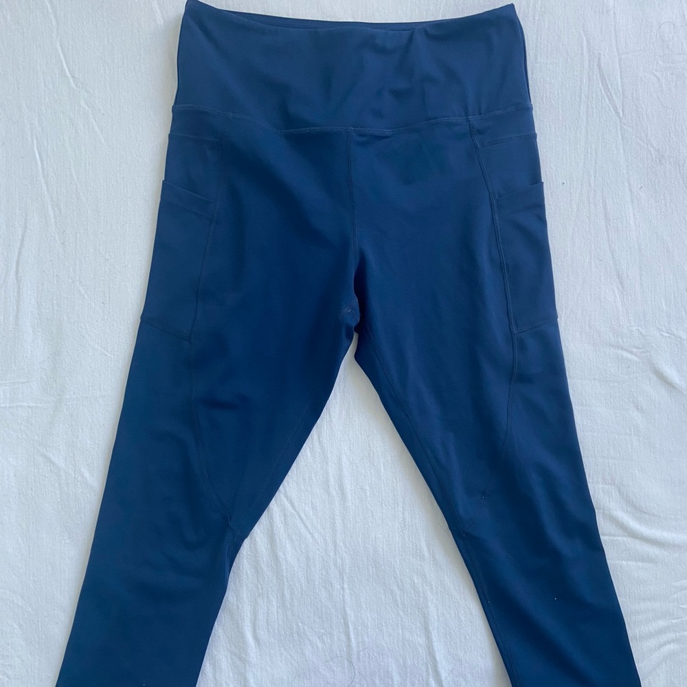 Zyia light n tight leggings